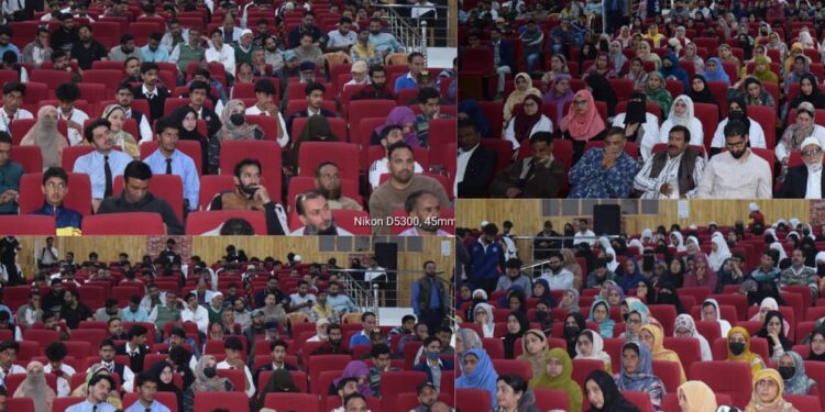 Comm Secretary I&C visits Pulwama, attends mega event under NMBA