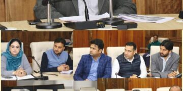 DC Srinagar assesses progress of I&FC projects to strengthen flood management mitigation measures