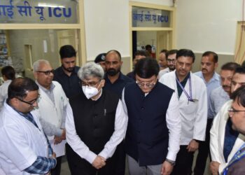 Chief Secretary visits Road Accident Victims at GMC Udhampur
