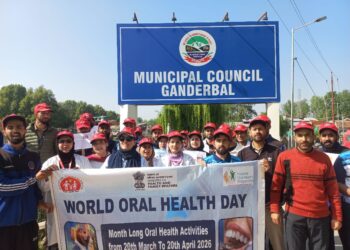 Month-long Oral Health programme concludes with Walkathon at DH Ganderbal