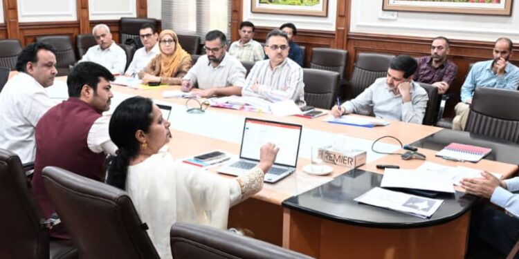 CS assesses flagship urban schemes for sanitation, housing & livelihood generation across J&K