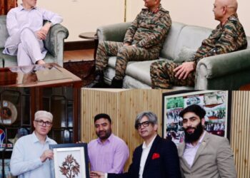 Senior Army Officers, Paras Hospital delegation call on CM Omar Abdullah in Jammu