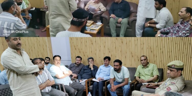 DDC reviews public grievances, development issues at Thathri