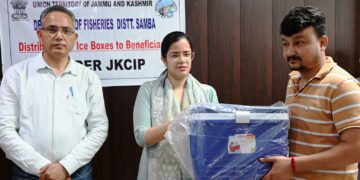 DDC Samba inaugurates distribution of Ice Boxes among Fishermen under JKCIP