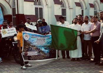 Drug Controller J&K flags off Bike Rally to promote anti-drug campaign