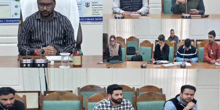 DDC Kupwara chairs DLIC meeting to review Mission YUVA cases