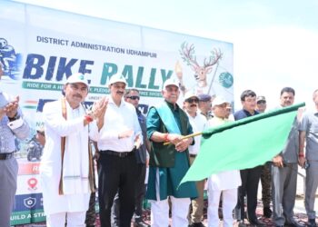 Lieutenant Governor Joins Padyatra in Udhampur for Drug-Free Jammu Kashmir