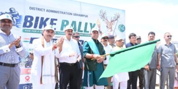 Lieutenant Governor Joins Padyatra in Udhampur for Drug-Free Jammu Kashmir