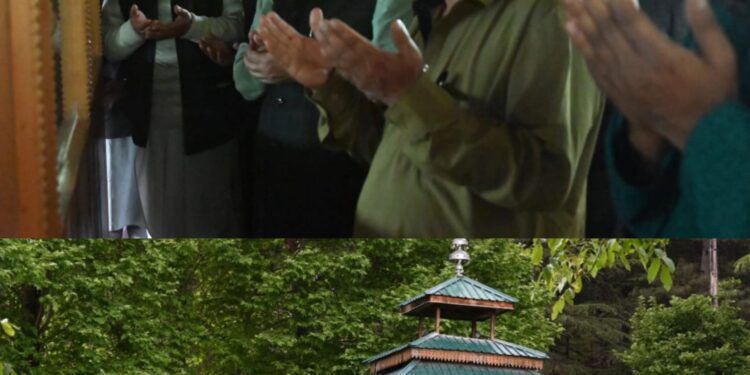 Javid Dar pays obeisance at Syed Mewaan Shah Qalander shrine, reviews Horticulture infrastructure in Rafiabad