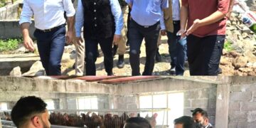 DC Poonch inspects poultry farm established with support under HADP