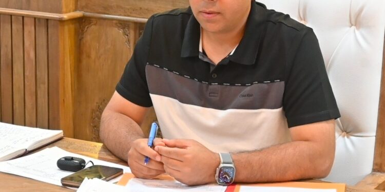 DDC Anantnag reviews progress of Gyan Bharatam Mission