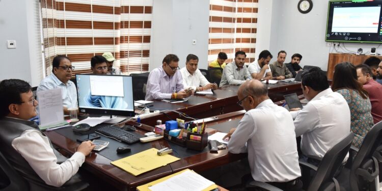 DC Udhampur reviews implementation of PM Shram Yogi Maandhan Yojana scheme