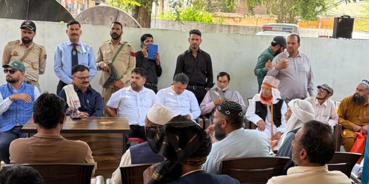 Rana reviews departmental performance at Mendhar Sub-Division; convenes public outreach camp