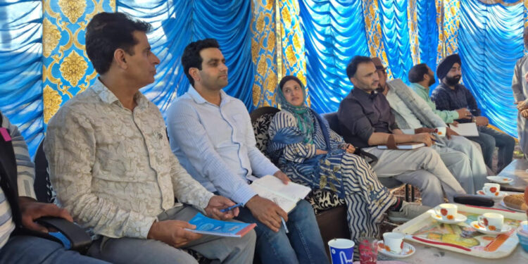 Director RDD Jammu visits vibrant villages Namblan, Chitti Bakri; reviews development initiatives