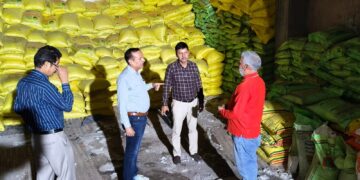 DAJ reviews availability of fertilizers in Billawar