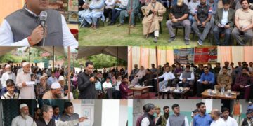DC Ganderbal chairs Block Diwas at Khalmulla, assures time-bound redressal of public issues