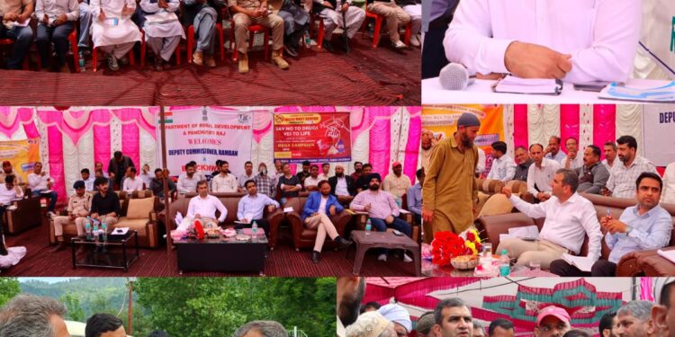DC Ramban presides over Weekly Block Diwas at Gundi-Dharam