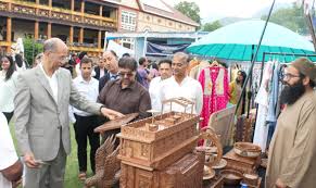 Satish Sharma pitches for promotion of indigenous products at Maple, Ivy Flea Market in Srinagar