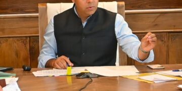 DDC Anantnag reviews progress of PM SGMB Yojana, RRP&MHA Scheme