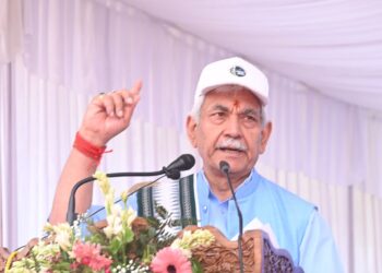 Lieutenant Governor Joins Nasha-Mukt Jammu Kashmir Campaign in Kupwara