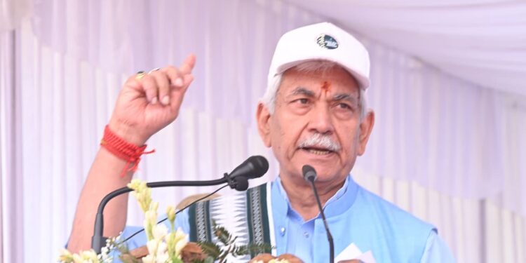 Lieutenant Governor Joins Nasha-Mukt Jammu Kashmir Campaign in Kupwara