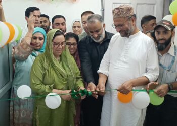 Sakeena Itoo inaugurates Dialysis Centre, Biochemistry Analyser at SDH Tral, reaffirms push for quality healthcare