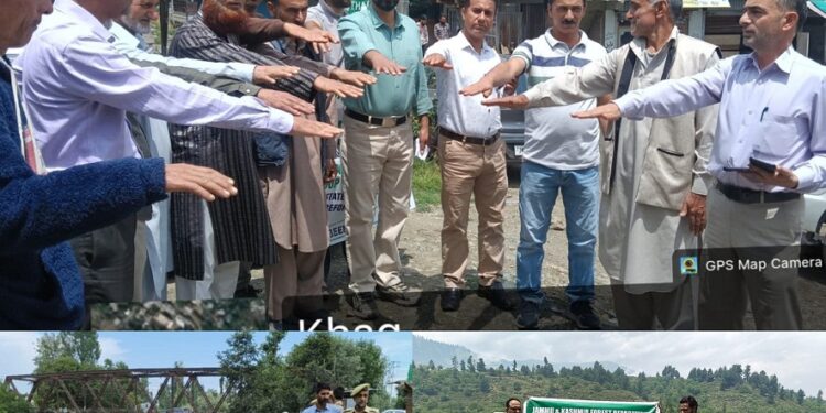 Budgam intensifies Nasha Mukt Bharat Abhiyan through Awareness, Plantation, Preventive Initiatives