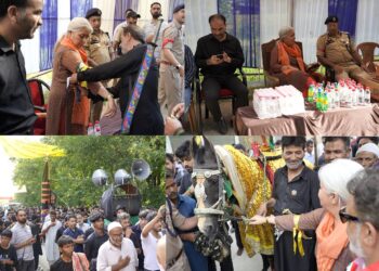 DC Bandipora, SSP join Ashoora Procession at Inderkoot Sumbal