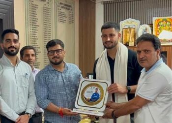 Rajouri honours local cricket star Yudhvir Singh Charak for his rising journey