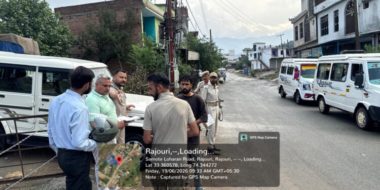 MVD Rajouri challans 22 violators, seizes 3 vehicles in enforcement drive