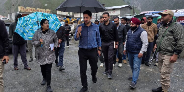 Secretary RDD reviews sanitation preparedness on Baltal axis for SANJY-2026