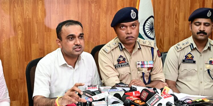 Div Com, IGP Jammu interact with civil society members