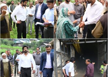 DC Baramulla visits Uri Border Villages, reviews progress under Vibrant Villages Programme