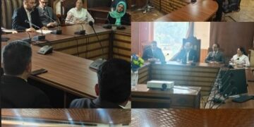 Condolence Meeting held at District Court Srinagar to mourn demise of mother of Justice Sanjeev Kumar