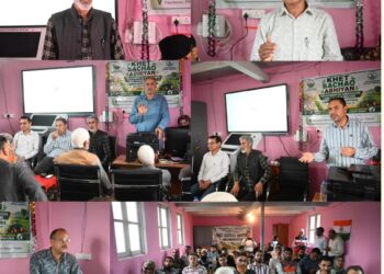 Khet Bachao Abhiyan awareness programme held at Shopian