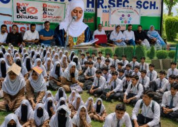 DIPR’s Cultural Unit organises Awareness Programme under Nasha Mukt J&K Abhiyan at HSS Palpora