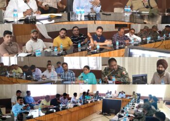 District Level Standing Committee reviews border security scenario in Poonch