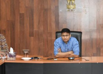 DC Reasi reviews measures for removal of National Highway encroachments