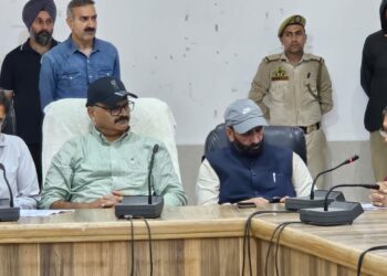 Ministers review flood damage, restoration works in Poonch