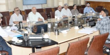 Chief Secretary reviews implementation of new Labour Codes