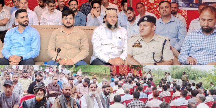 Governance at the doorstep: DC Rajouri reviews public issues, issues on-spot directions at Mandir Gala