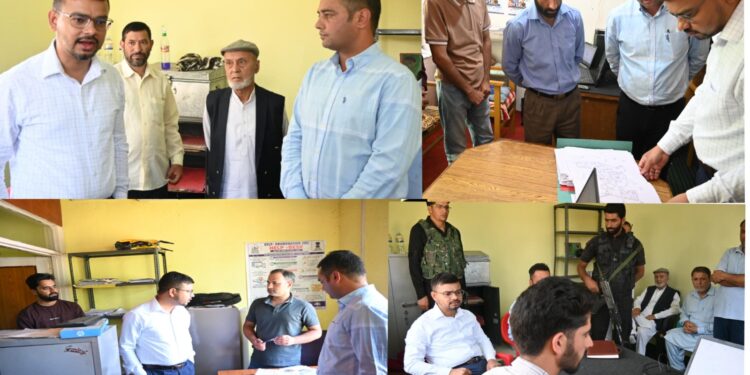 DC Kulgam reviews digitization of land records, AgriStack progress at Devsar