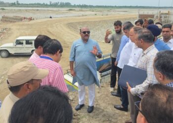 Deputy Chief Minister reviews industrial development, restoration works in Kathua