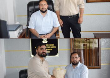 Mohammad Owais Gurkoo assumes charge as DIO Bandipora