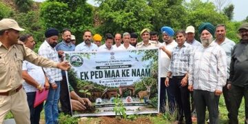 Wildlife Division Kathua organizes plantation drive at Jasrota
