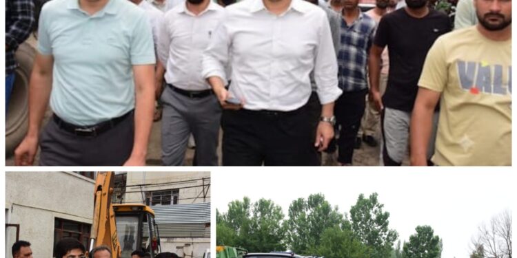Commissioner SMC inspects Tattoo Ground Yard; Reviews operational readiness of Water Tankers, Sprinkler Fleet