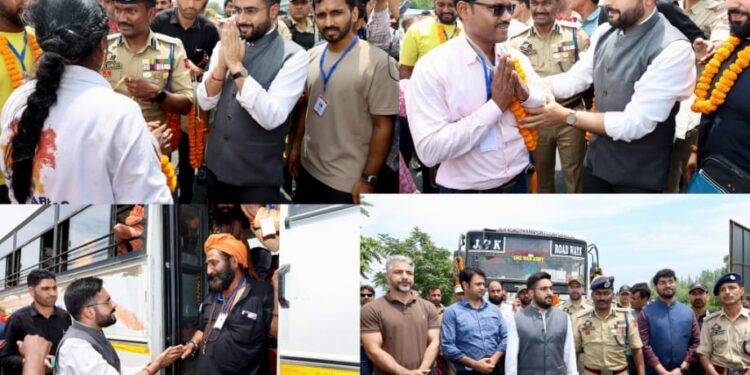 DC Srinagar reviews progress of Phase-3 heritage conservation projects across district