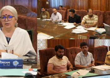 DC Bandipora reviews MPLADS Works, directs officers to expedite process