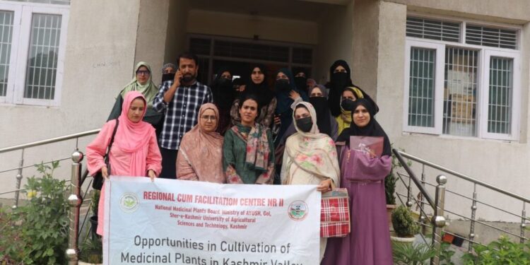 RCFC NR-II organizes Awareness Programme on Cultivation of Medicinal Plants at KVK Ganderbal