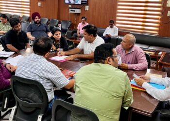 DC Kathua reviews progress of Rural Internet Connectivity under Digital Bharat Nidhi